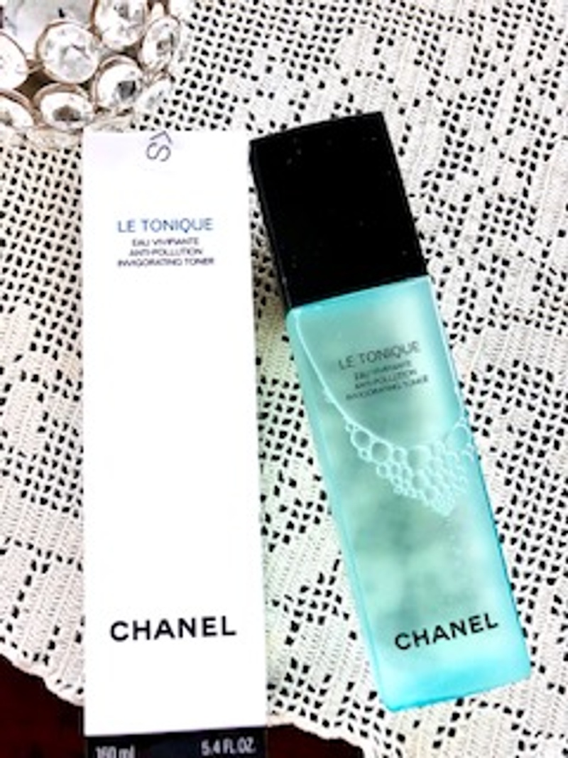 Chanel, L'Huile Cleansing Oil, Le Lait Cleansing Milk-To-Water & Le  Tonique Invigorating Toner: Review