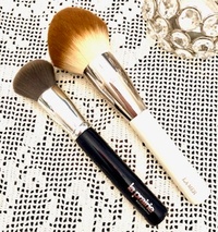 La Mer The Loose Powder Brush